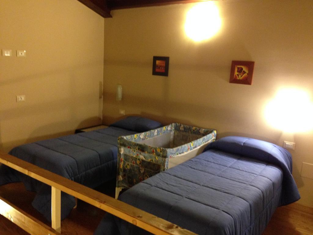 La Chioccia Hotel Valmontone Phòng bức ảnh
