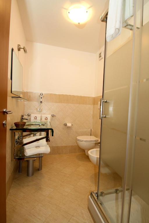 La Chioccia Hotel Valmontone Phòng bức ảnh