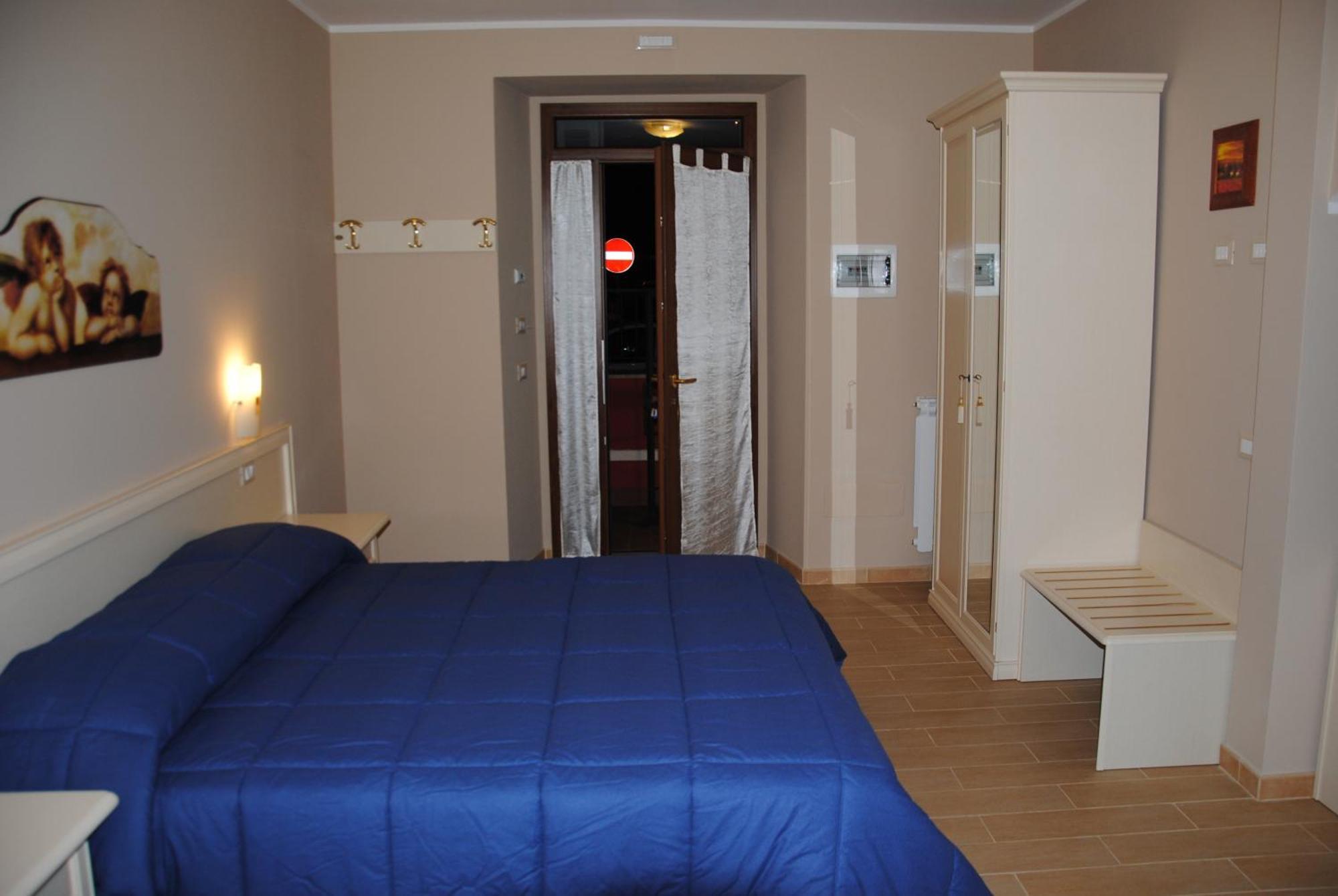 La Chioccia Hotel Valmontone Ngoại thất bức ảnh