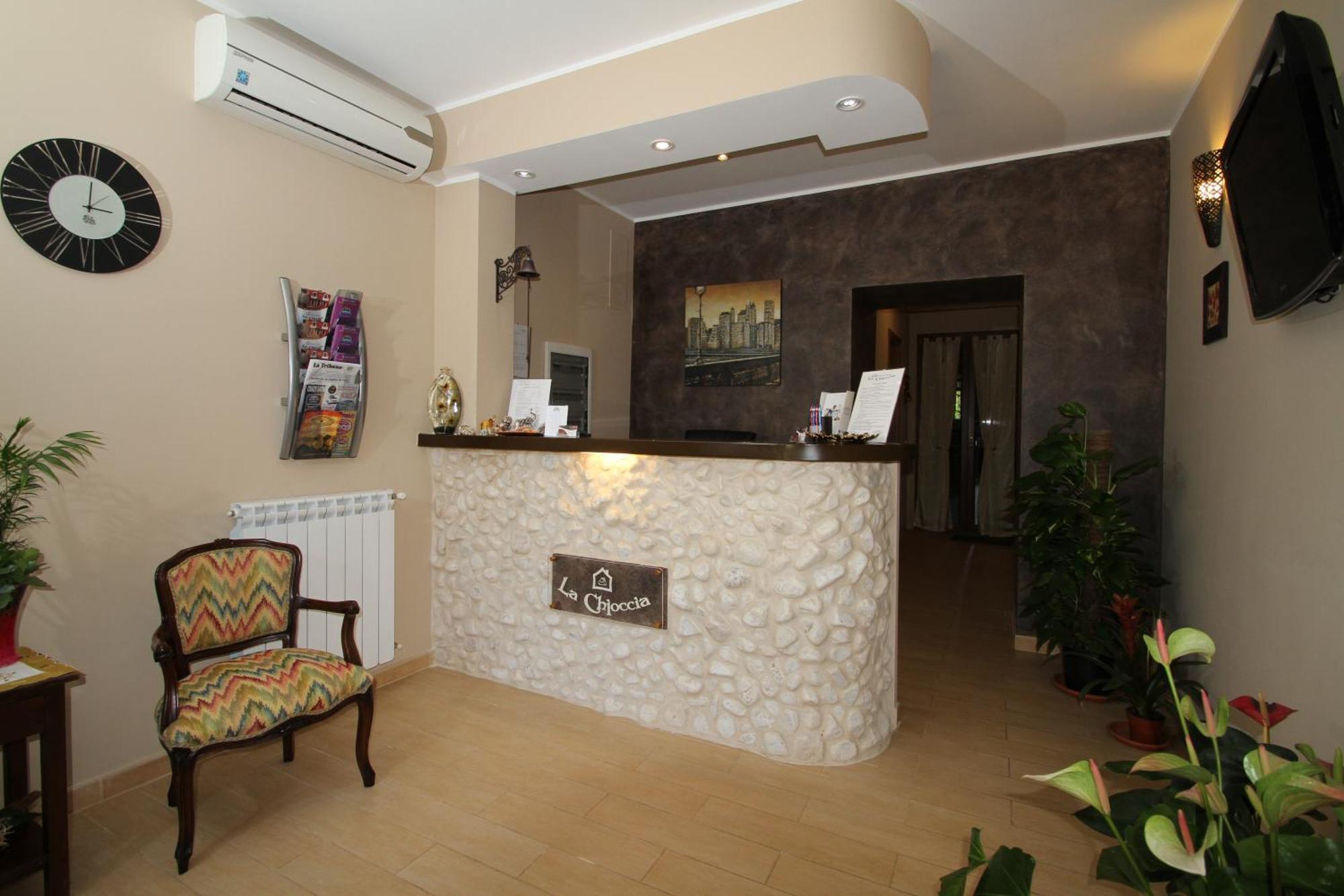 La Chioccia Hotel Valmontone Ngoại thất bức ảnh